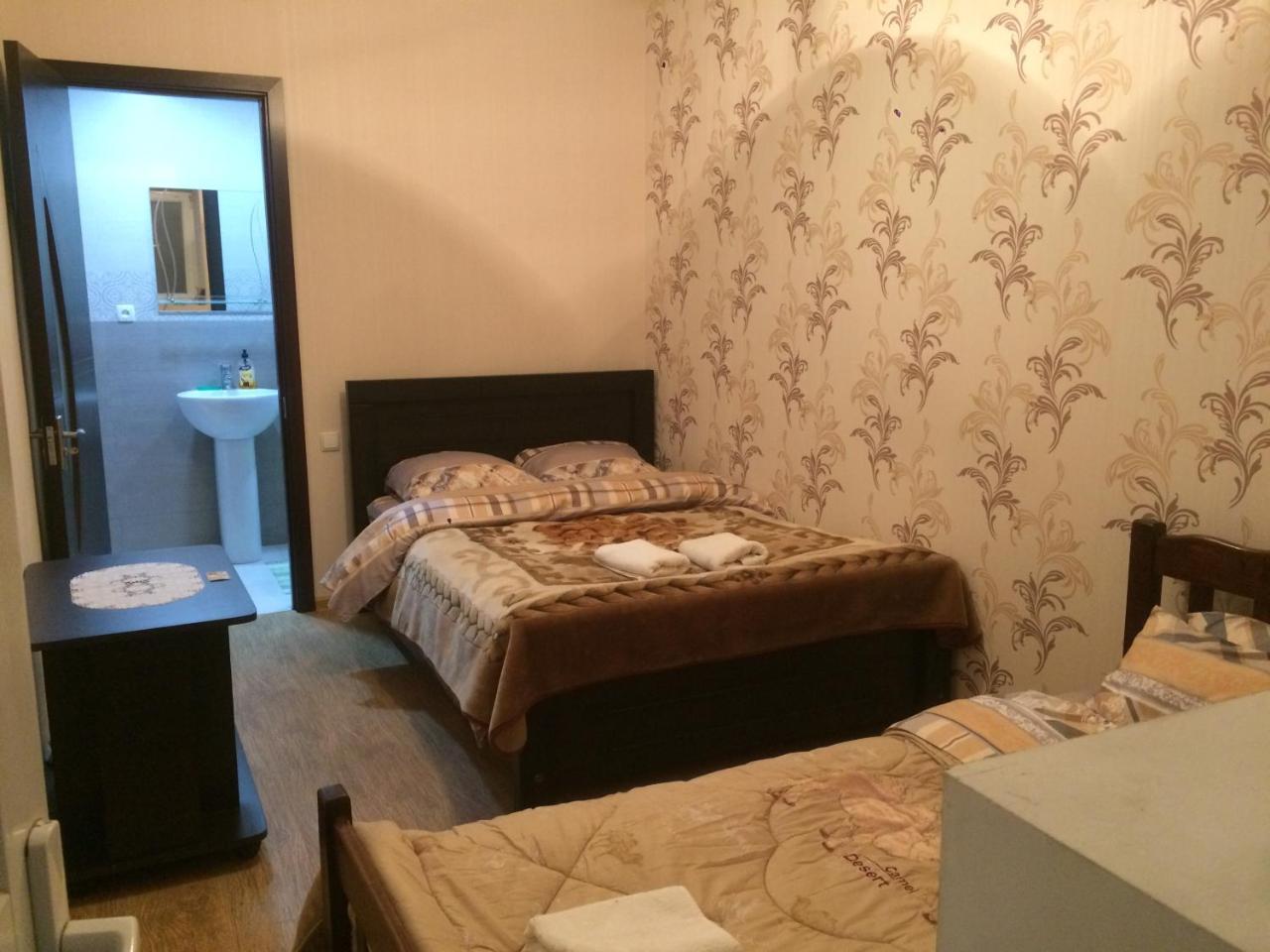 Guest House Loza Sighnaghi Esterno foto