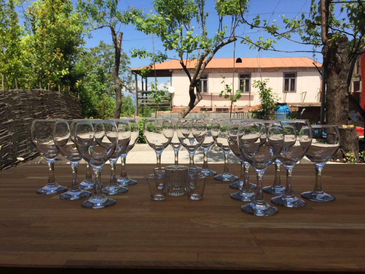 Guest House Loza Sighnaghi Esterno foto